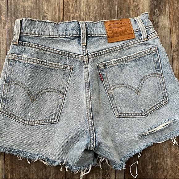 Levi Wedgie Short Sz 26 - Picture 3 of 3